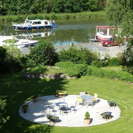 Domaine Du Port Sainte Marie Villa Maizieres-les-Vic Exterior photo