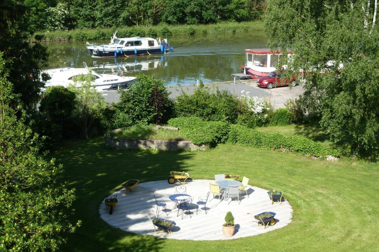 Domaine Du Port Sainte Marie Villa Maizieres-les-Vic Exterior photo