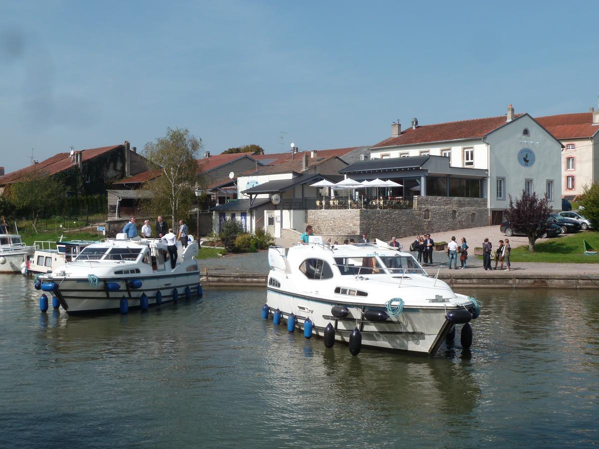 Domaine Du Port Sainte Marie Villa Maizieres-les-Vic Exterior photo